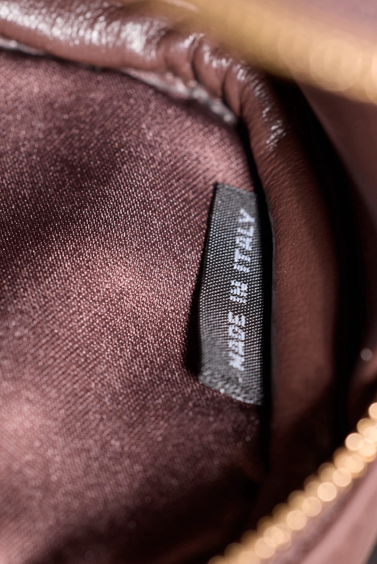 Leather micro bag Miu Miu 5NR036.1