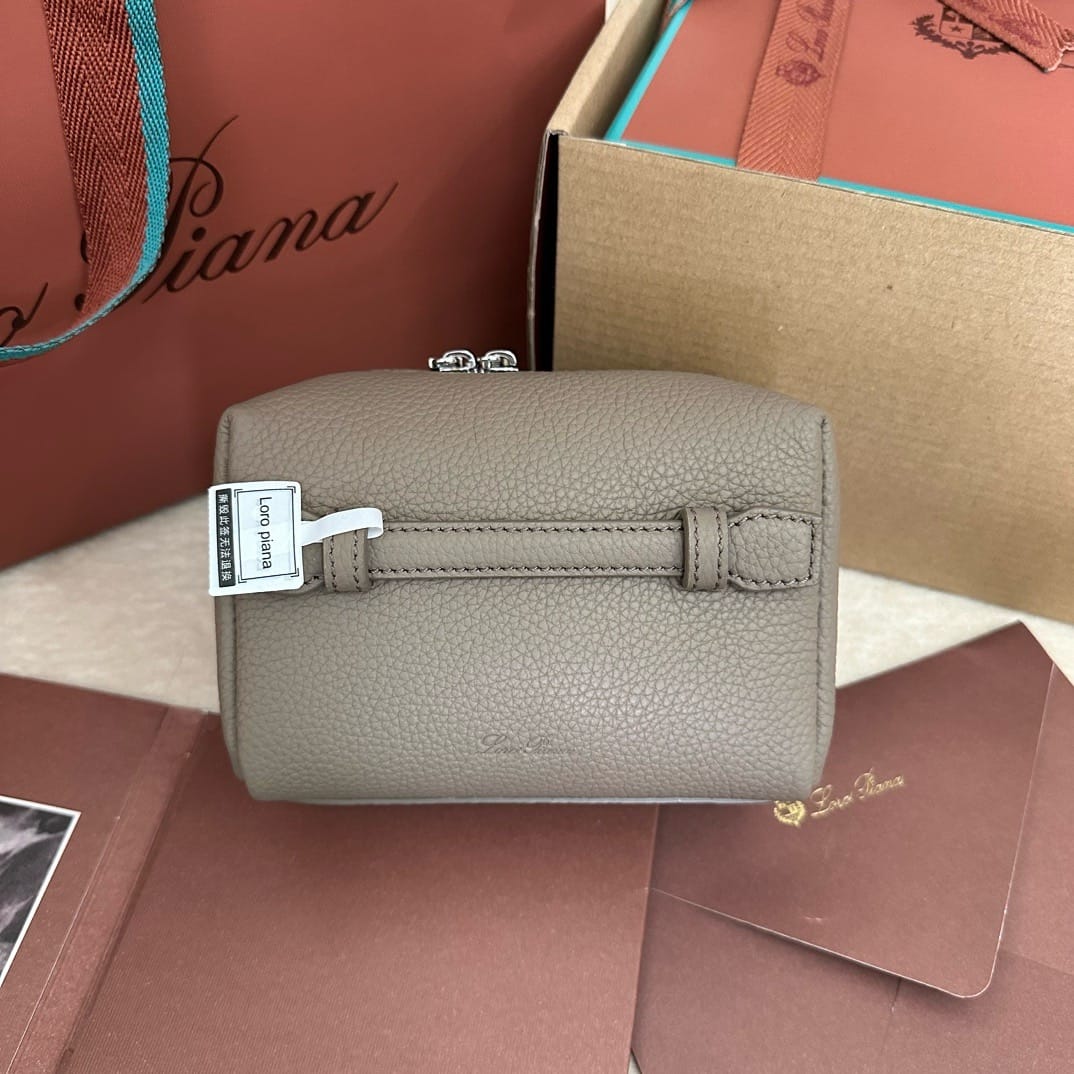 Косметичка Loro Piana LPM03