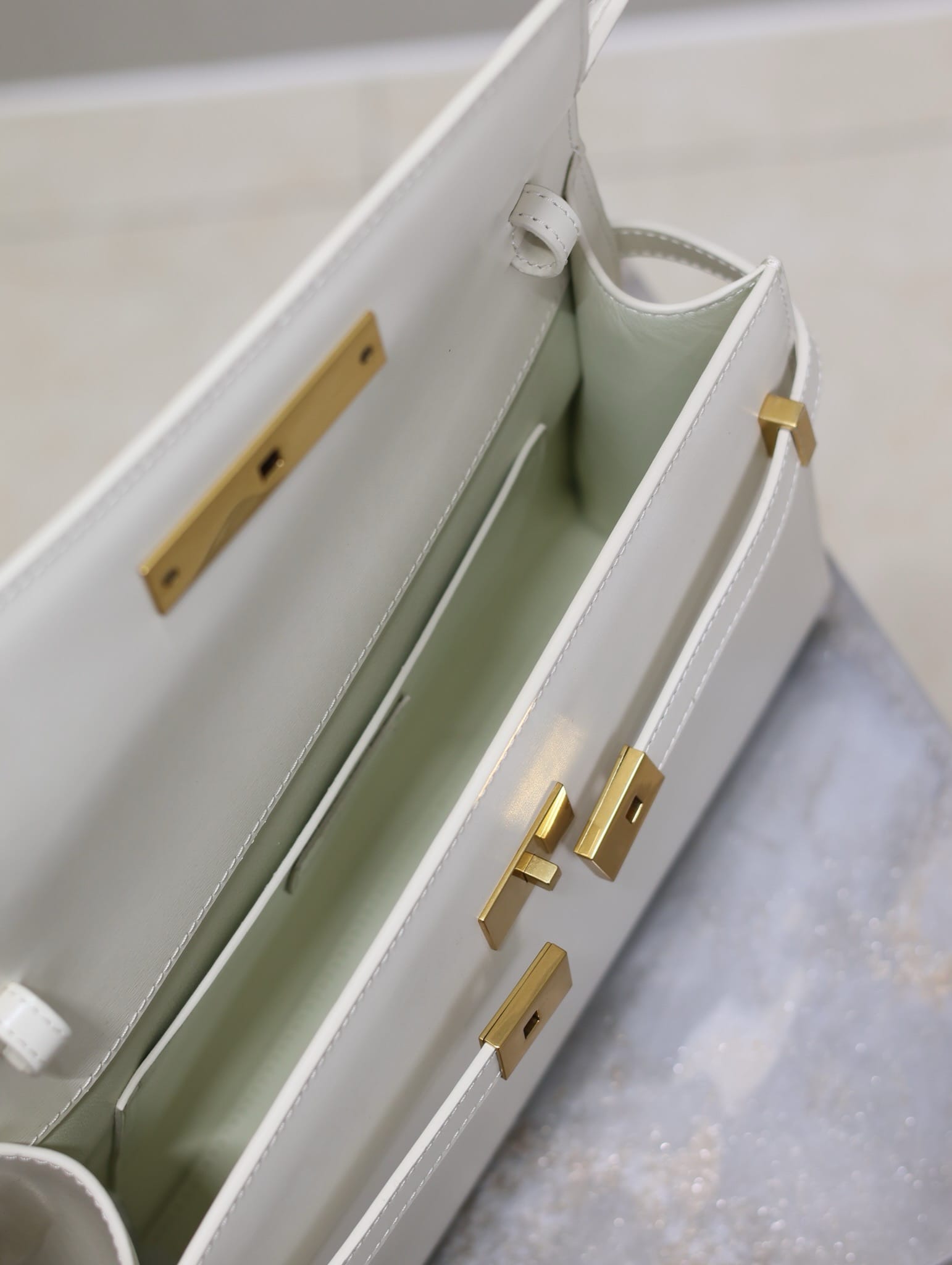 Manhattan 29cm Saint Laurent 579271.1