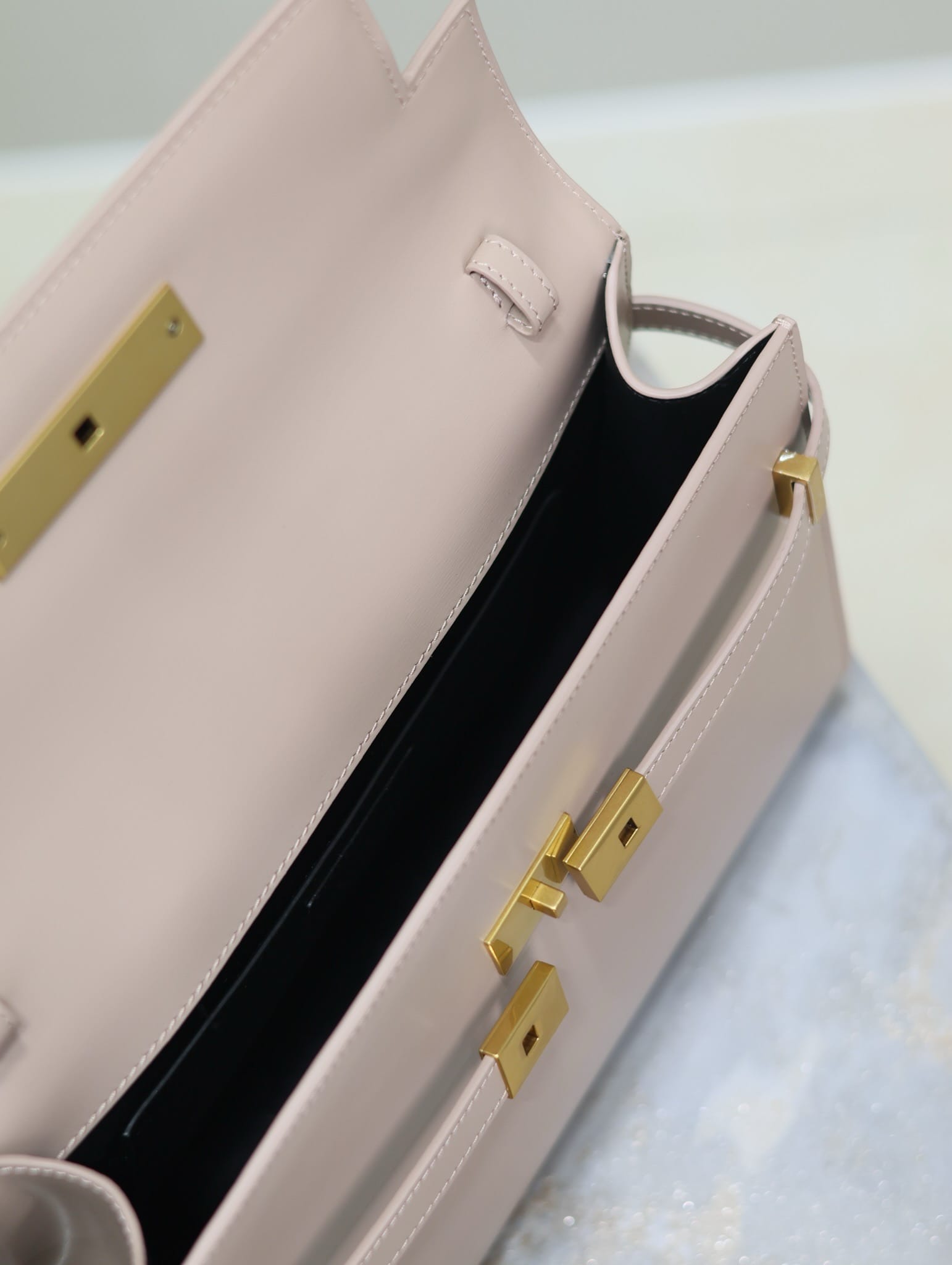 Manhattan 29cm Saint Laurent 579271.3