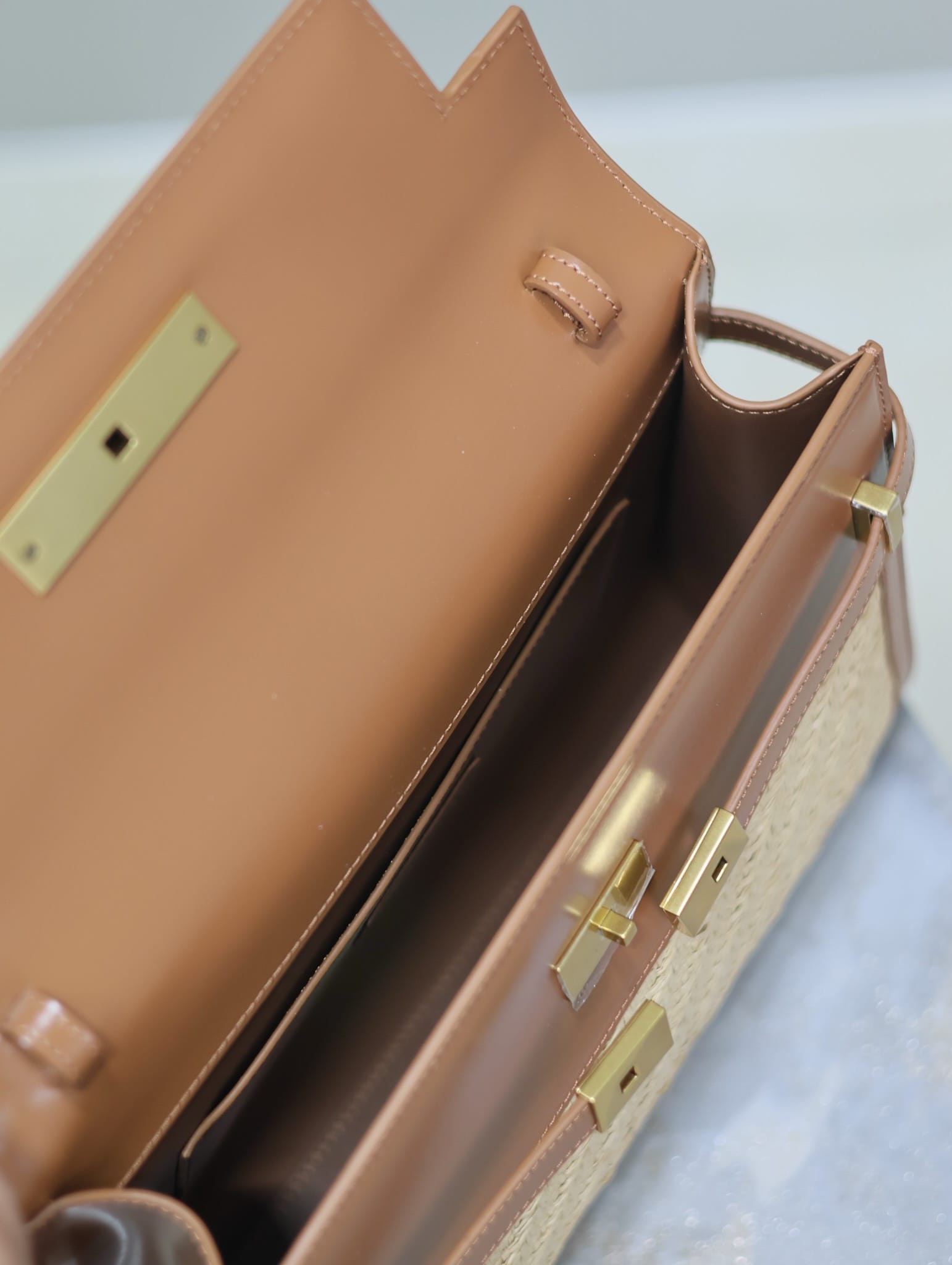 Manhattan 29cm Saint Laurent 579271.8