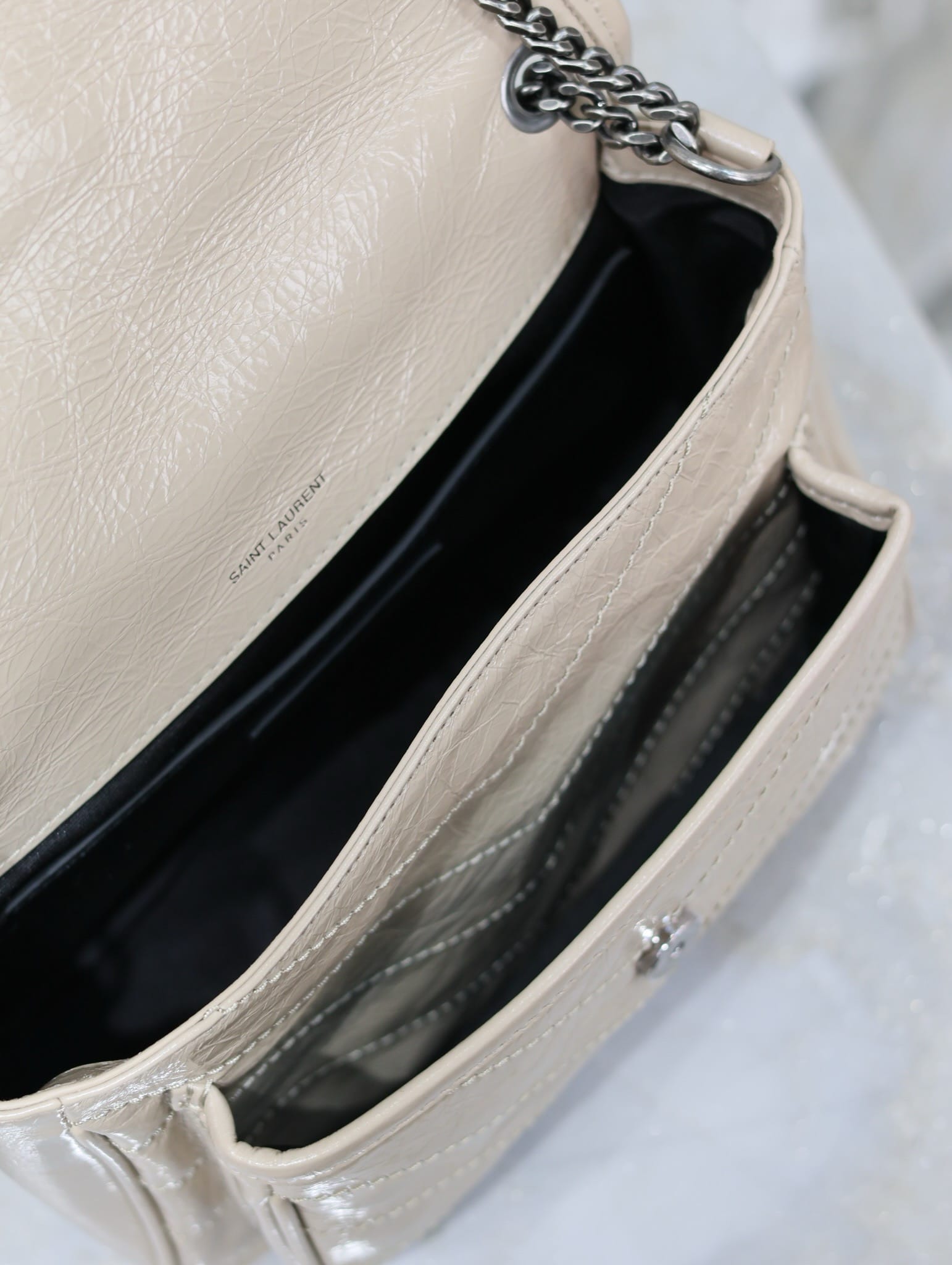 Niki 22cm Saint Laurent 633151.8