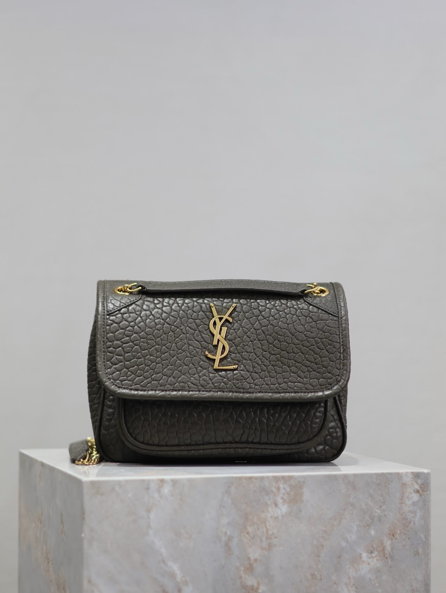 Niki 22cm Saint Laurent 633151.21