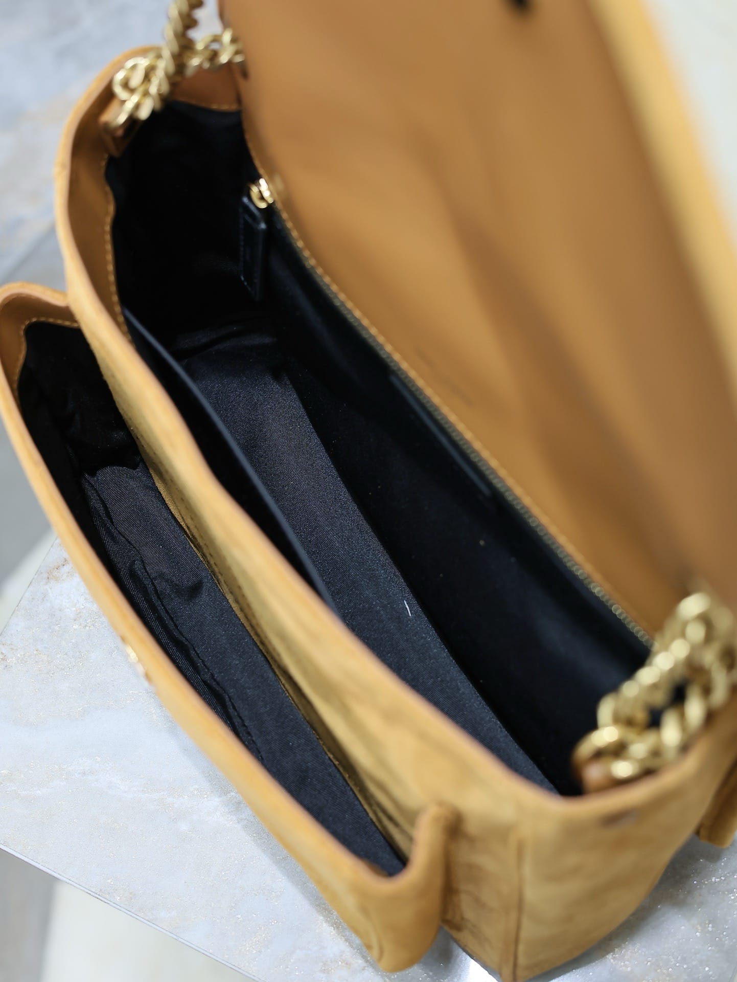 Niki 28cm Saint Laurent 633158.24