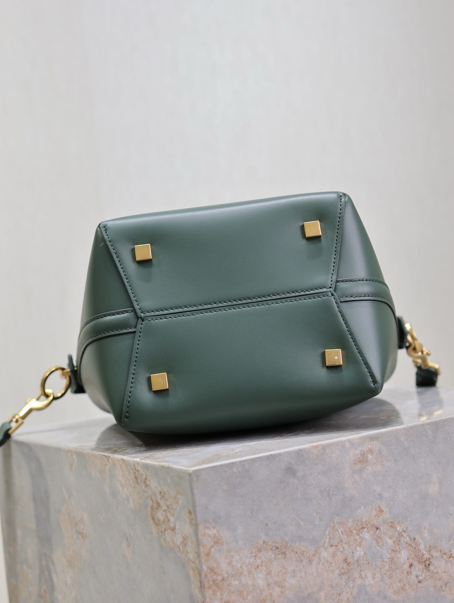 Le 37 Saint Laurent 749036.1