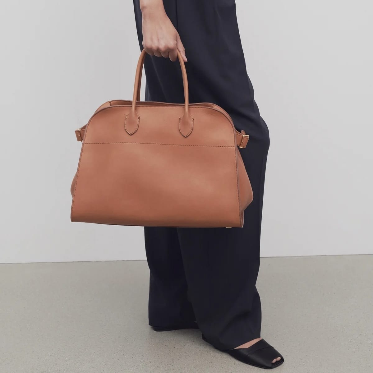 Margaux 15 The Row W1255L72CUSHG (оригинал)