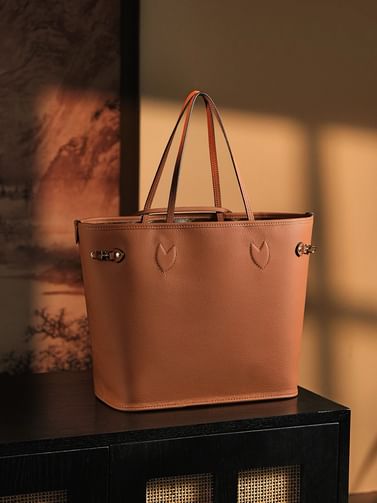 Neverfull inside out Louis Vuitton M11946.1