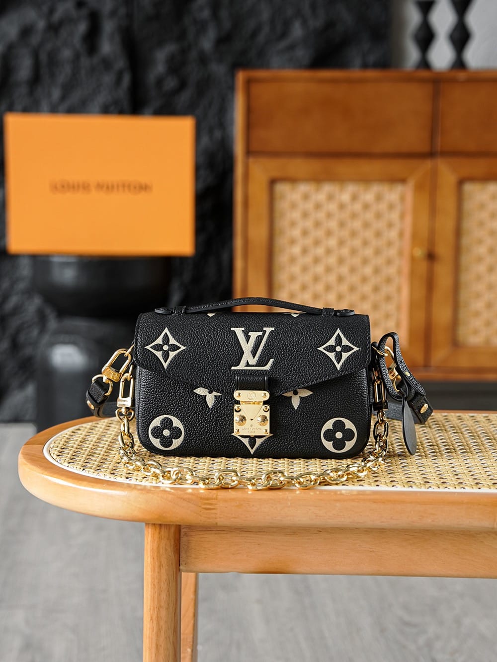 Pochette Metis East West Louis Vuitton M46596