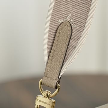 Diane Louis Vuitton M46583