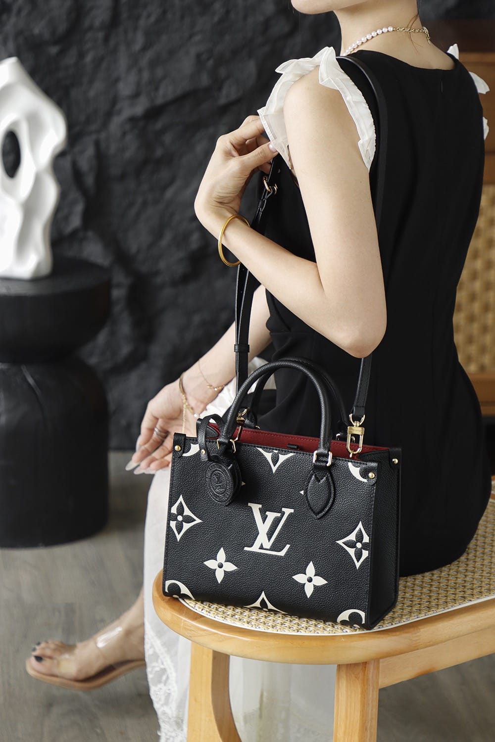 OnTheGo Louis Vuitton M45659