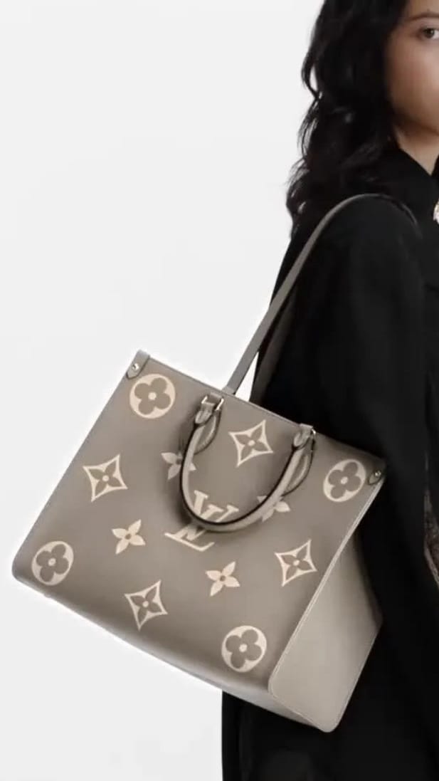 OnTheGo Louis Vuitton M45494