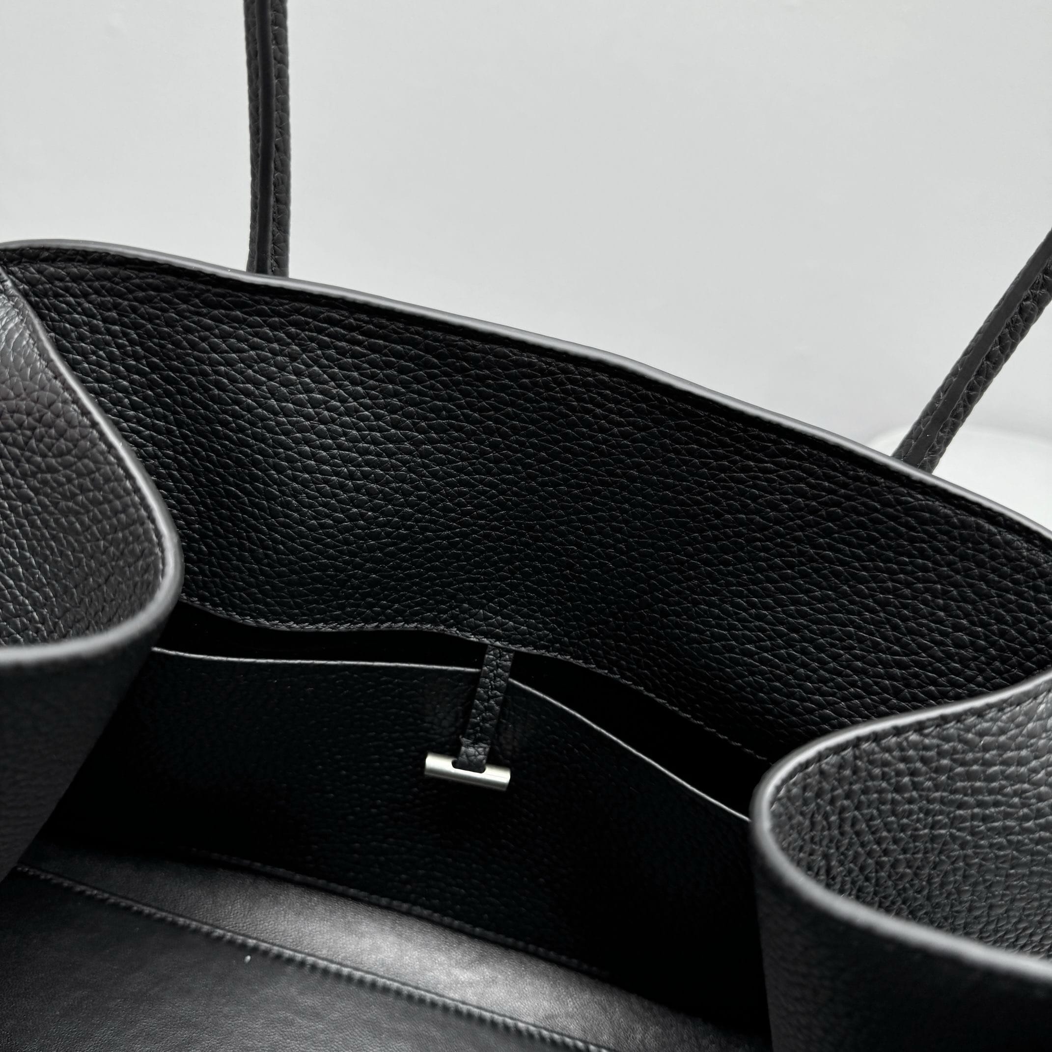 Margaux Shoulder 12 The Row 1797