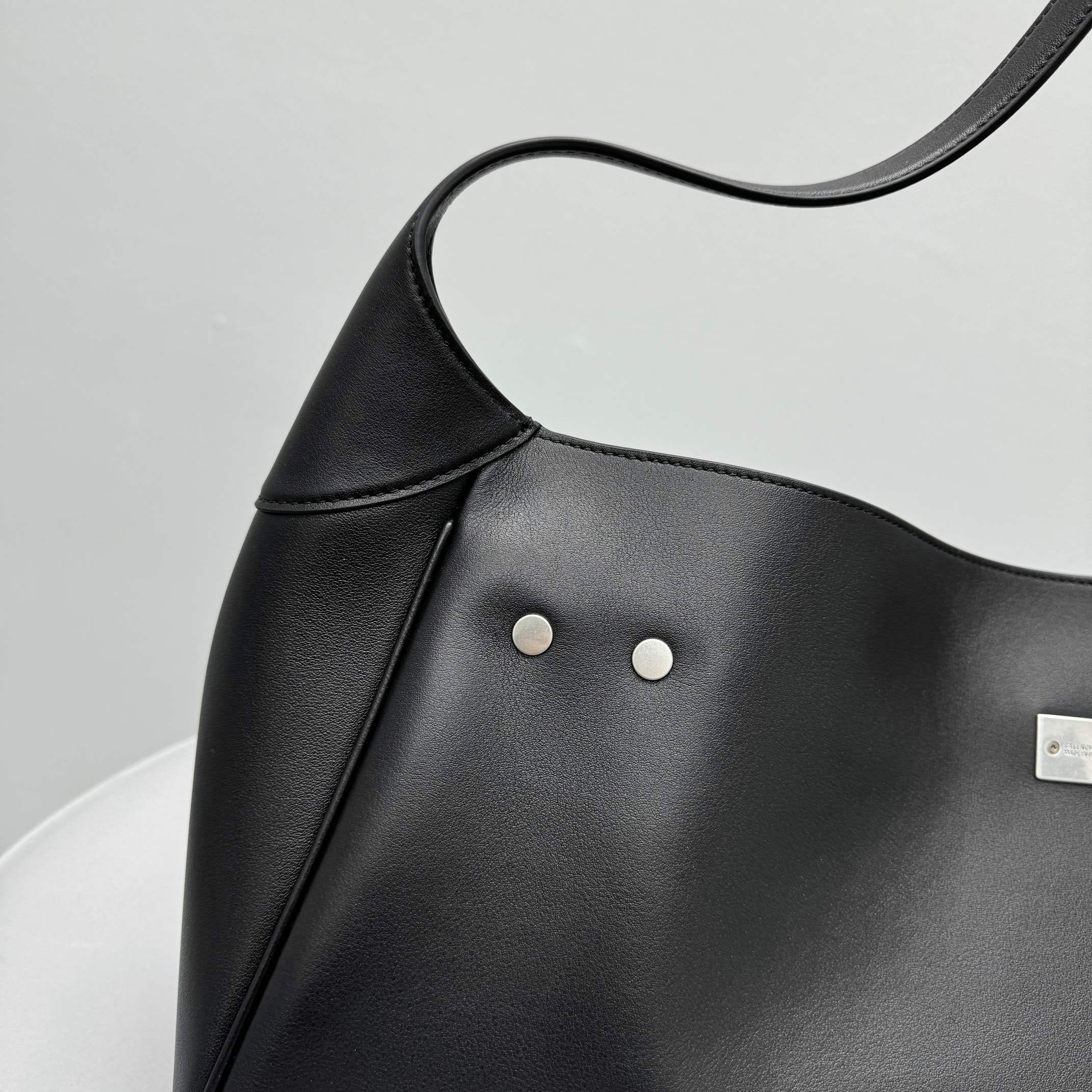 Bel Air medium Shoulder Bag Balenciaga 92876