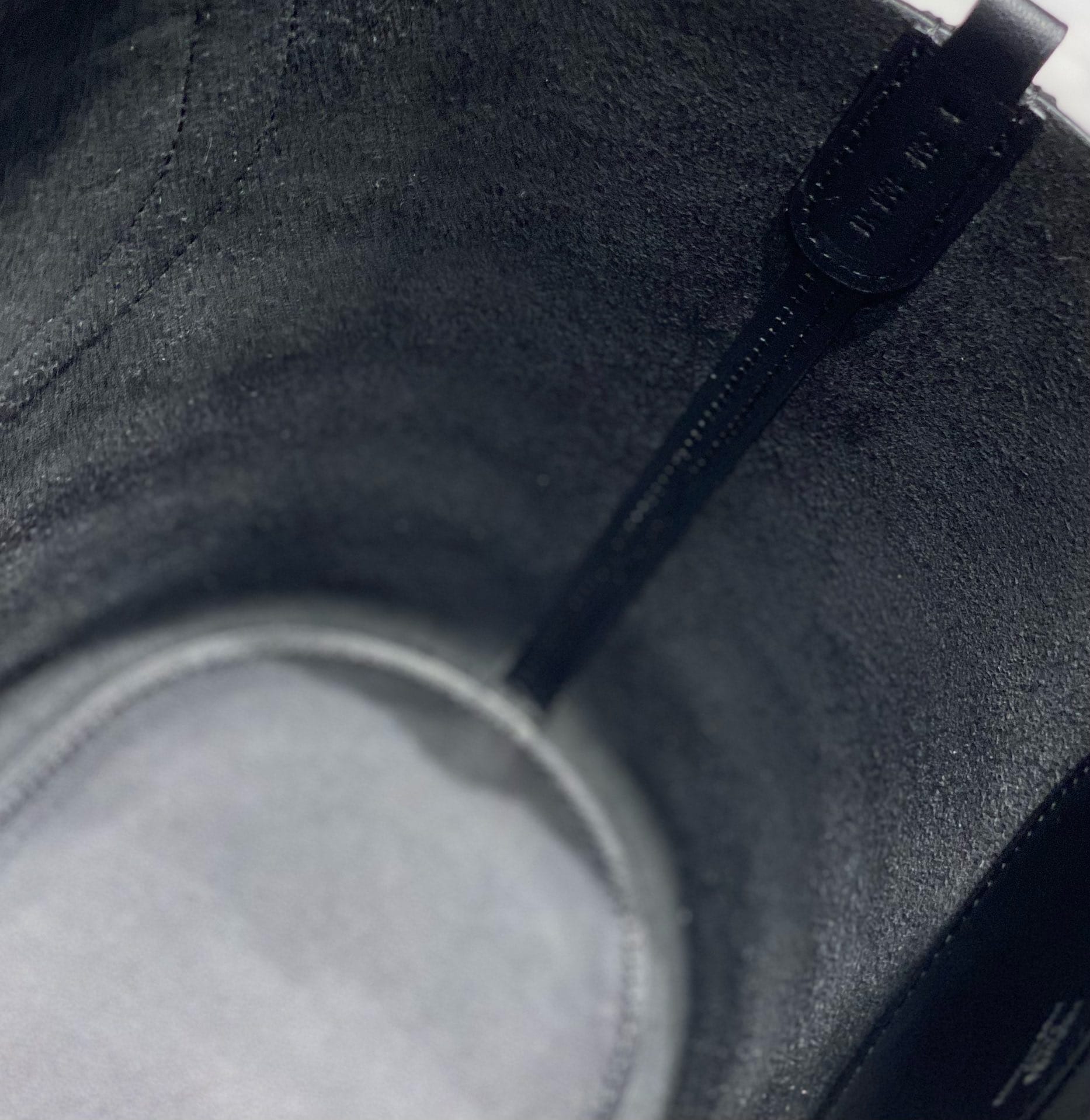 In the loop 18cm Hermes HTL.1