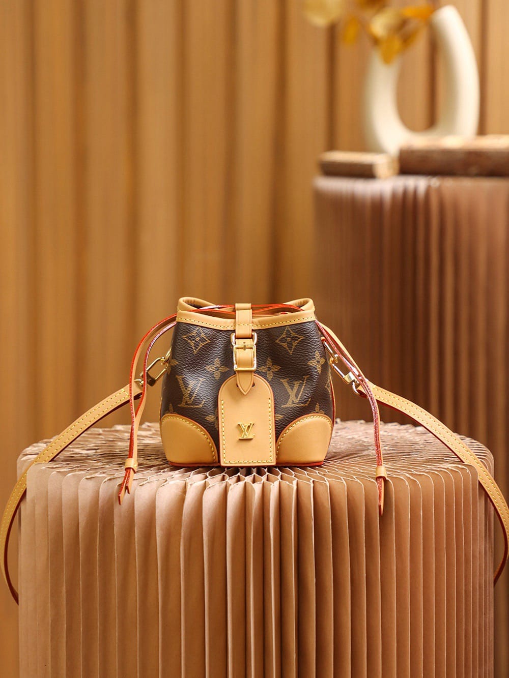 Noe Purse Louis Vuitton M57099