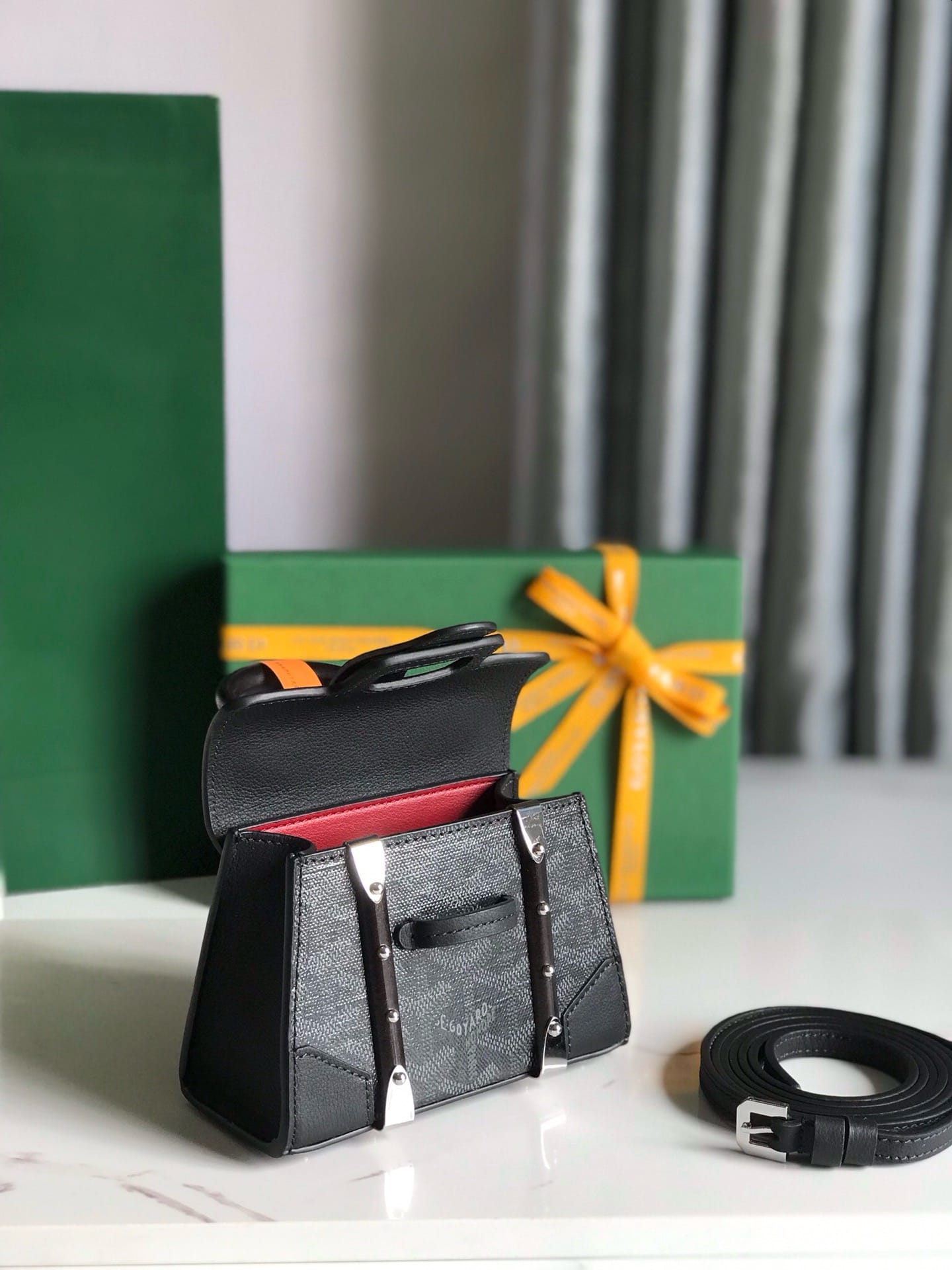 Saigon Nano 14cm Goyard 2