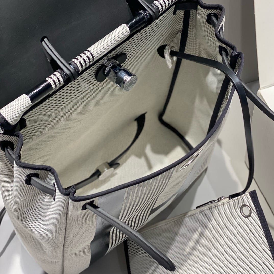 A Dos Zip 29cm Hermes HDZ.2