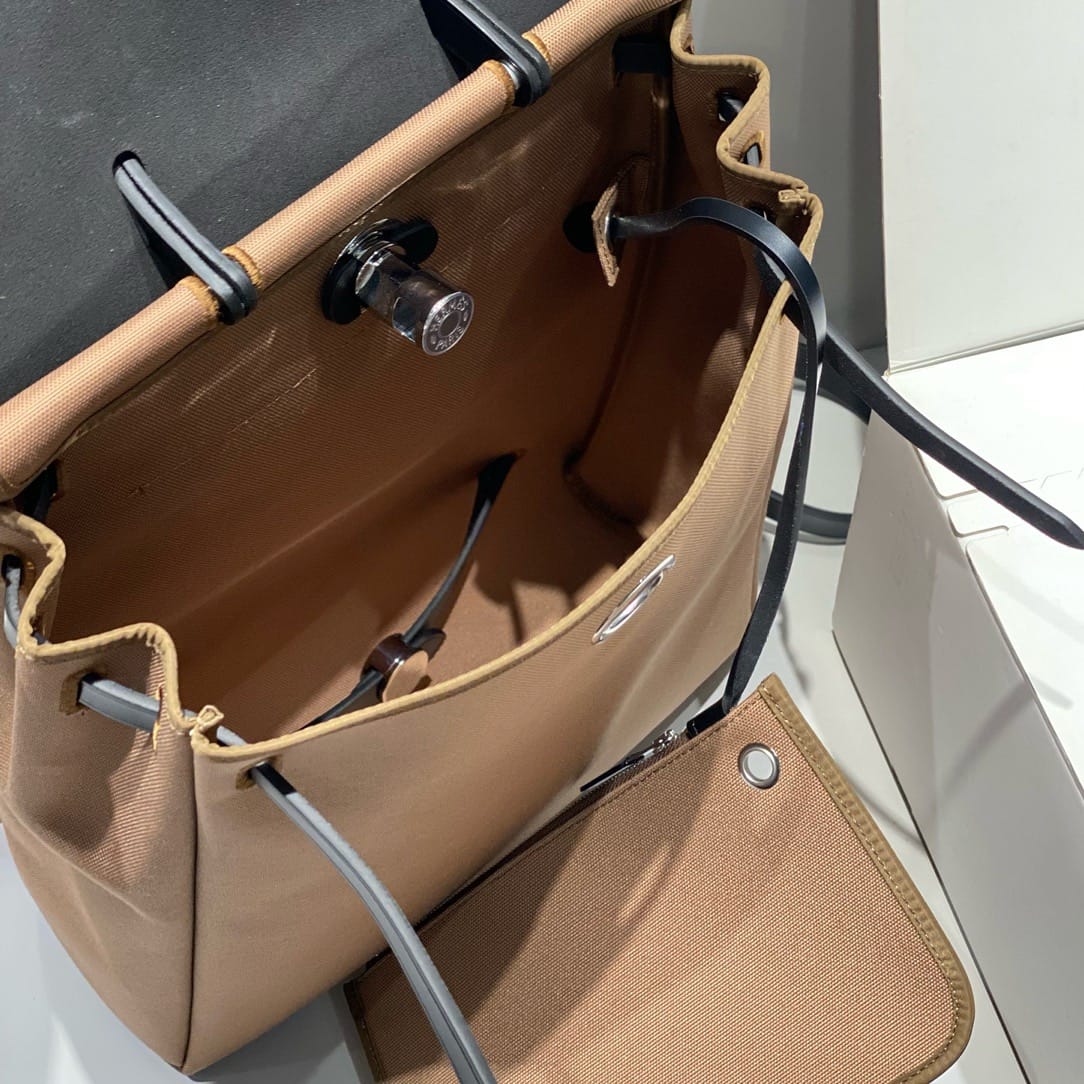 A Dos Zip 29cm Hermes HDZ.5