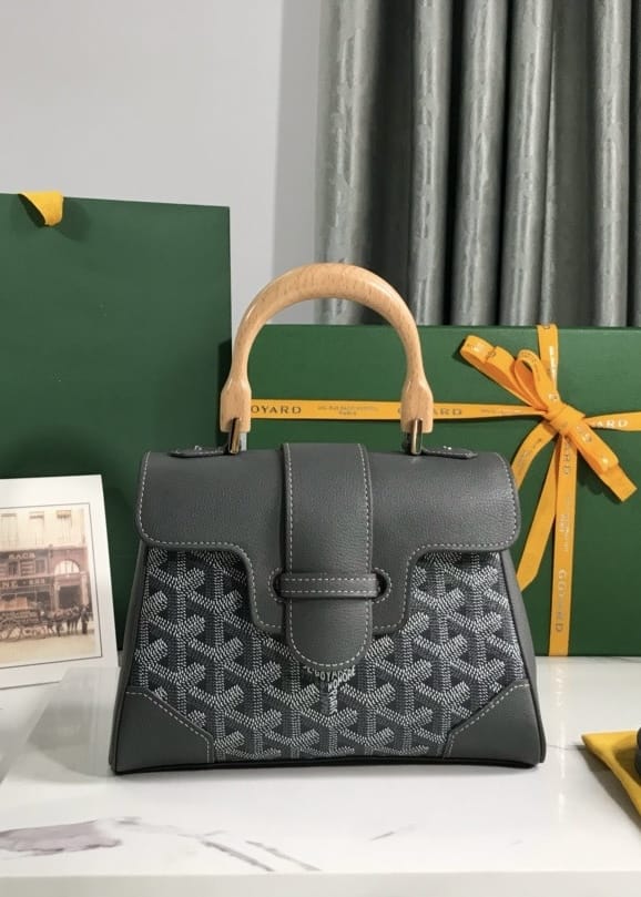 Mini Saigon-11 Goyard