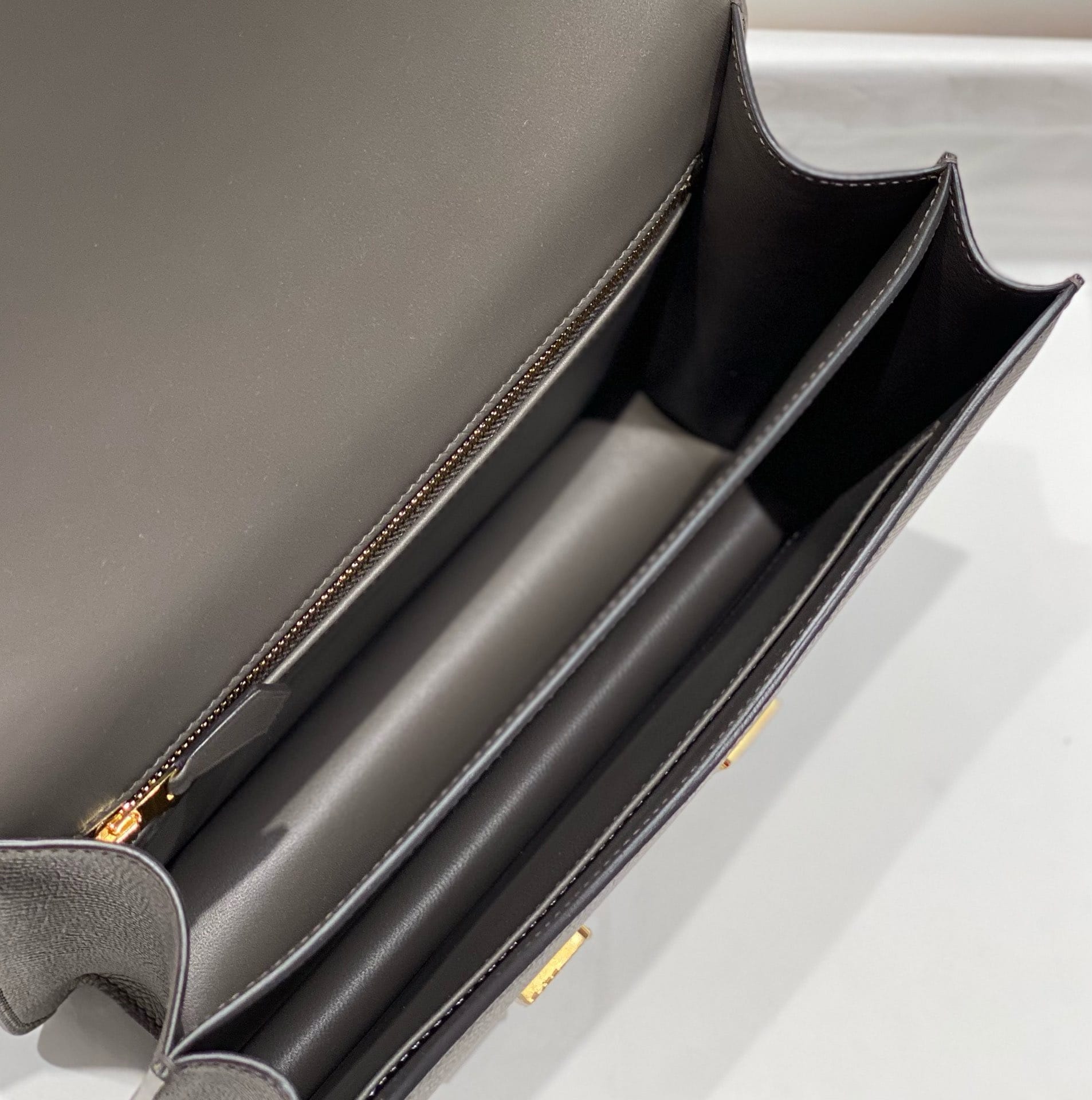 Constance Epsom 24cm Hermes HCon4.6