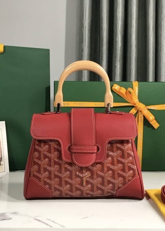 Mini Saigon-9 Goyard