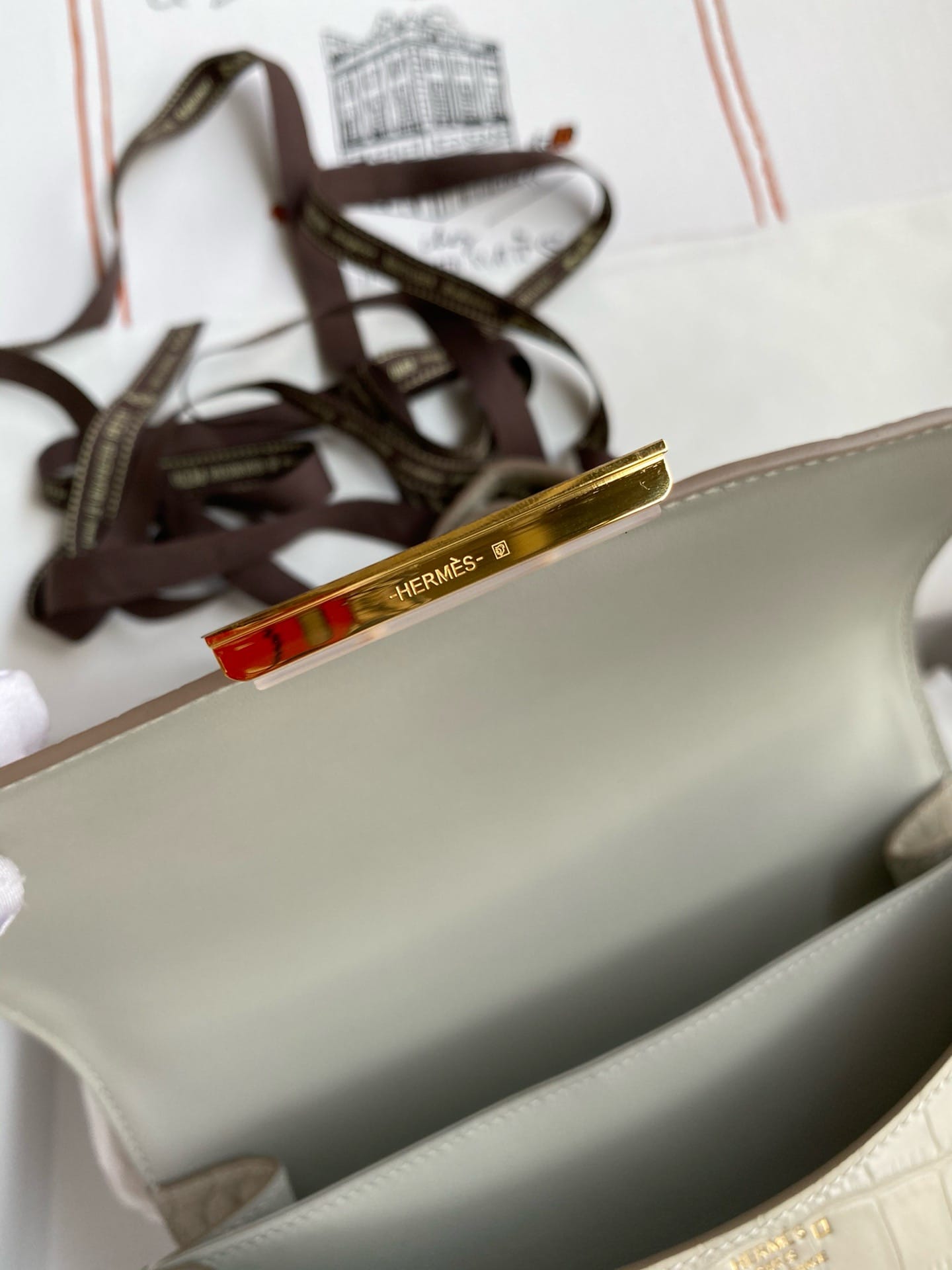 Constance croco 19cm Hermes HConCroco.2