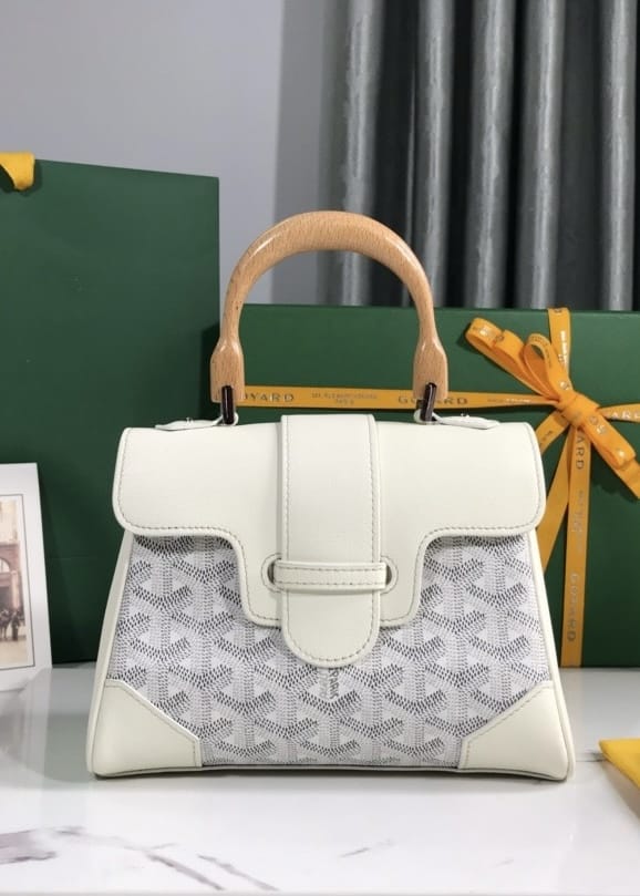 Mini Saigon-8 Goyard