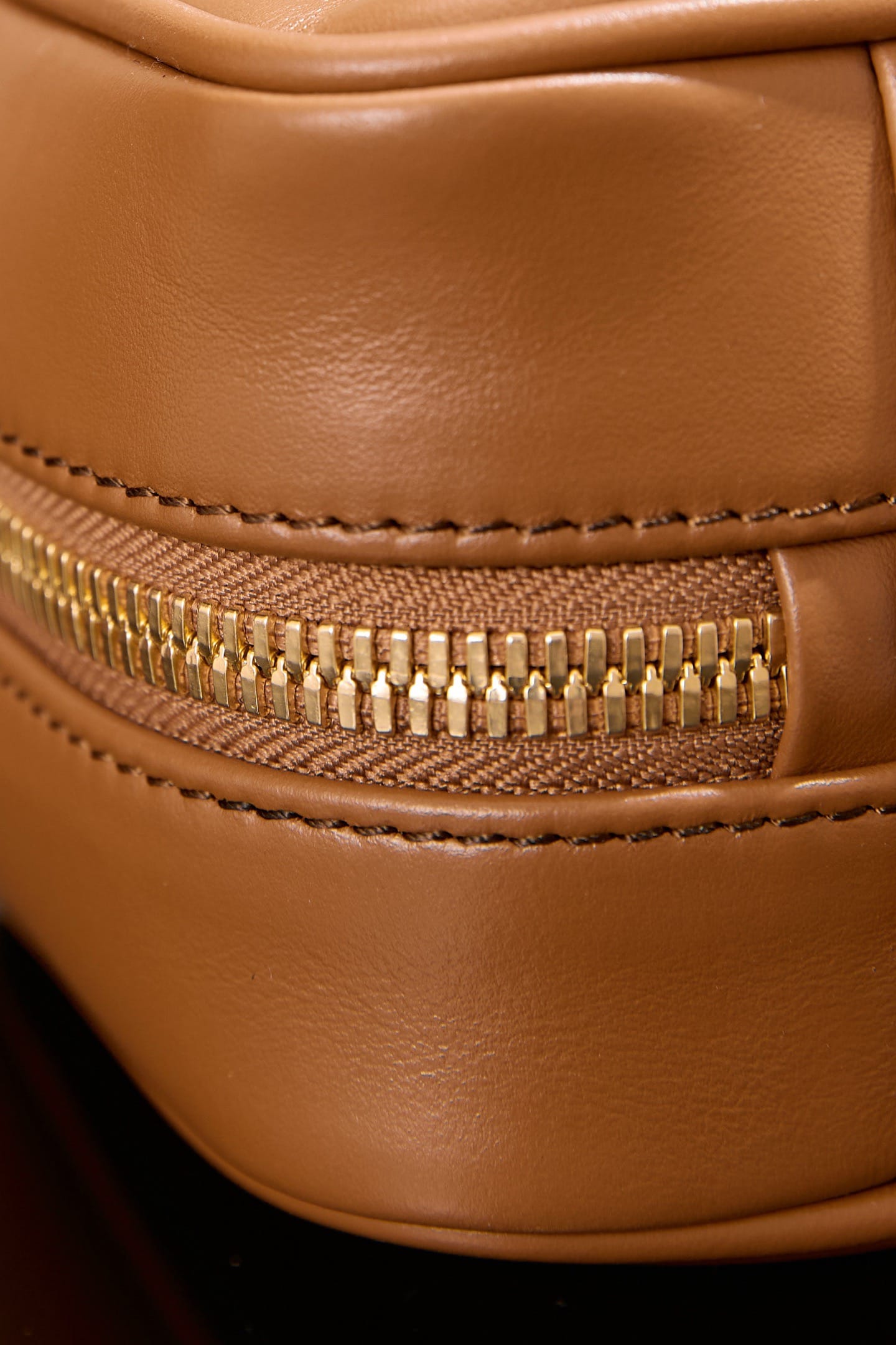 Beau leather bag Miu Miu 5BB173.2