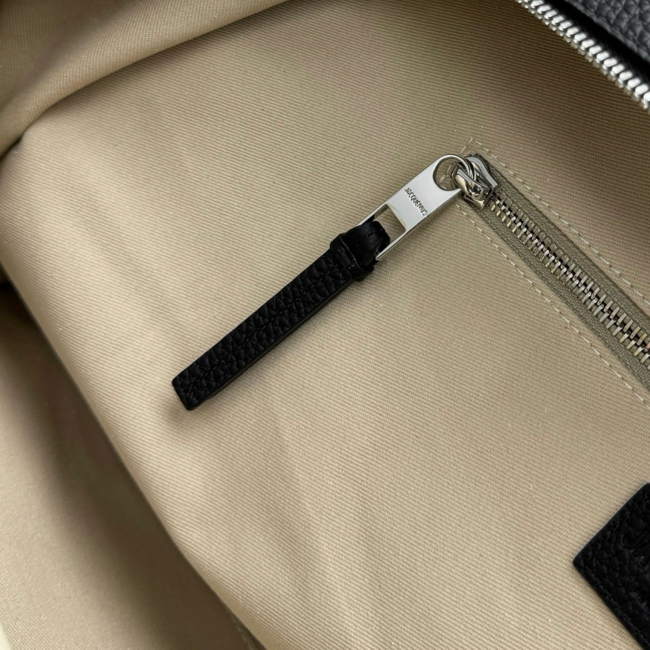 Le Turismo 49cm Jacquemus JLT.4