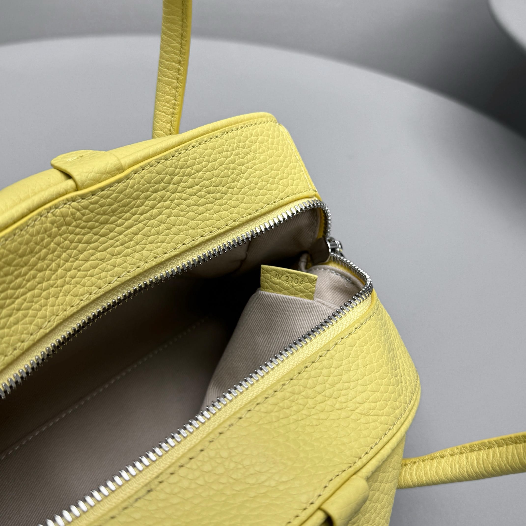 Le Turismo 26cm Jacquemus JLT.9