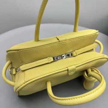 Le Turismo 26cm Jacquemus JLT.9