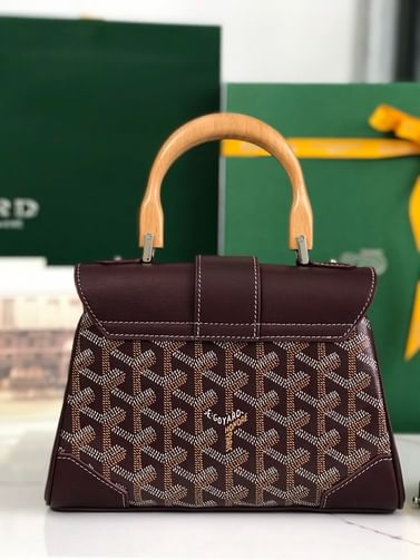 Mini Saigon-1 Goyard