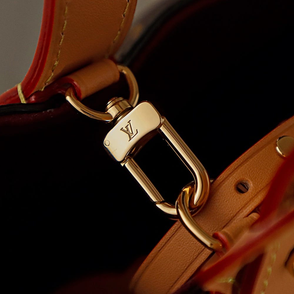 All in BB Louis Vuitton M12925