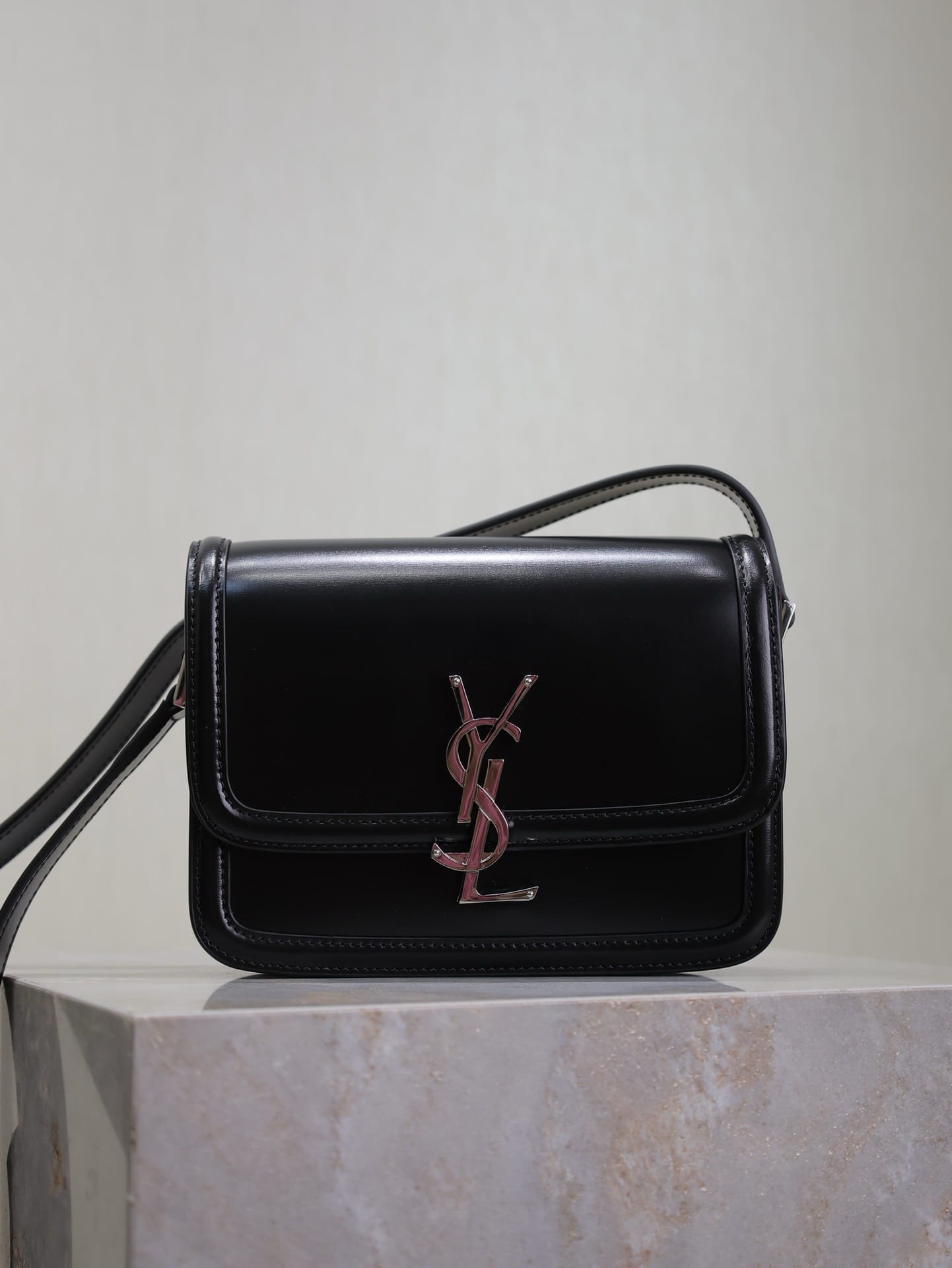 Solferino Box Saint Laurent 634306.4