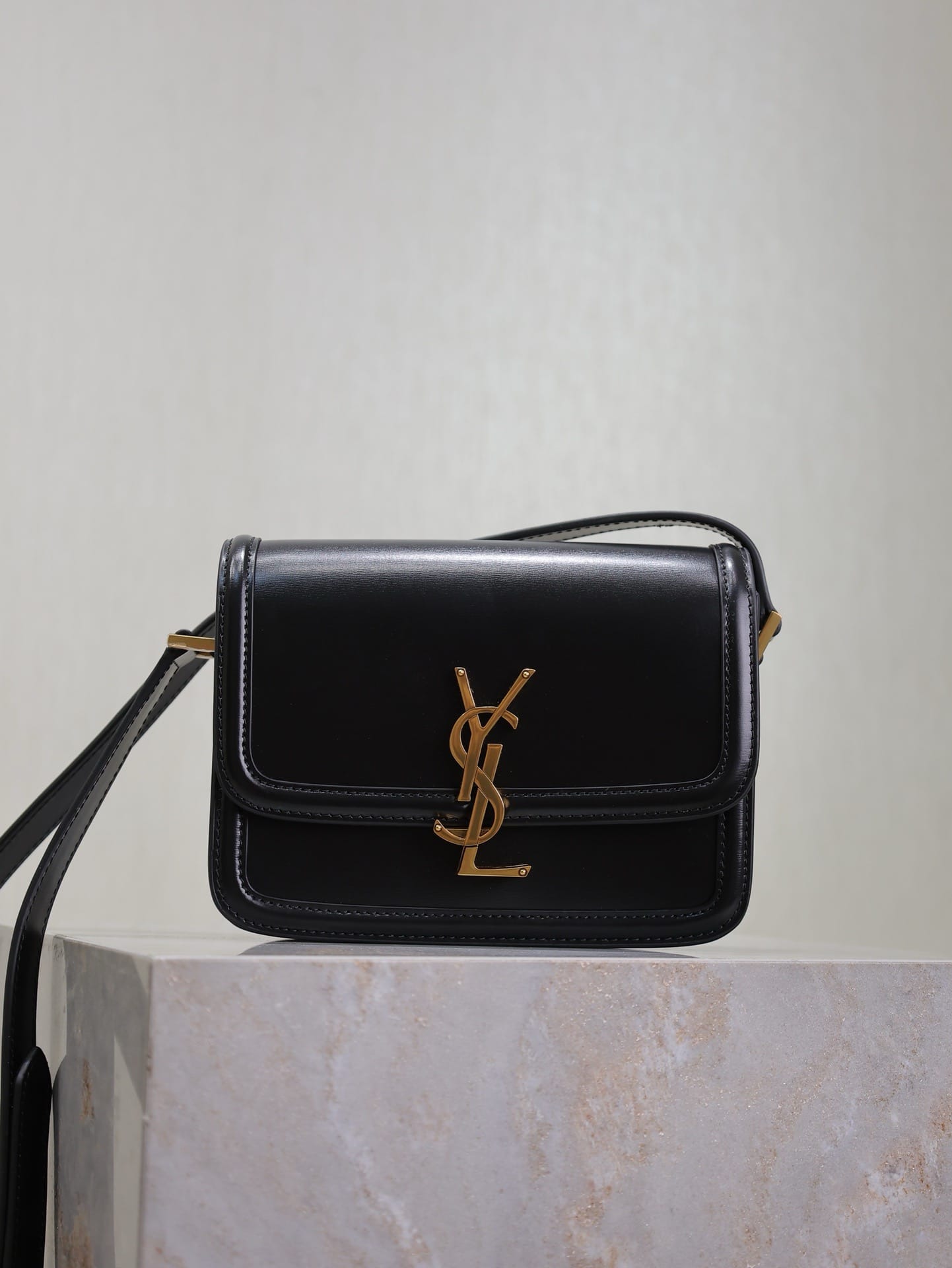 Solferino Box Saint Laurent 634306.14