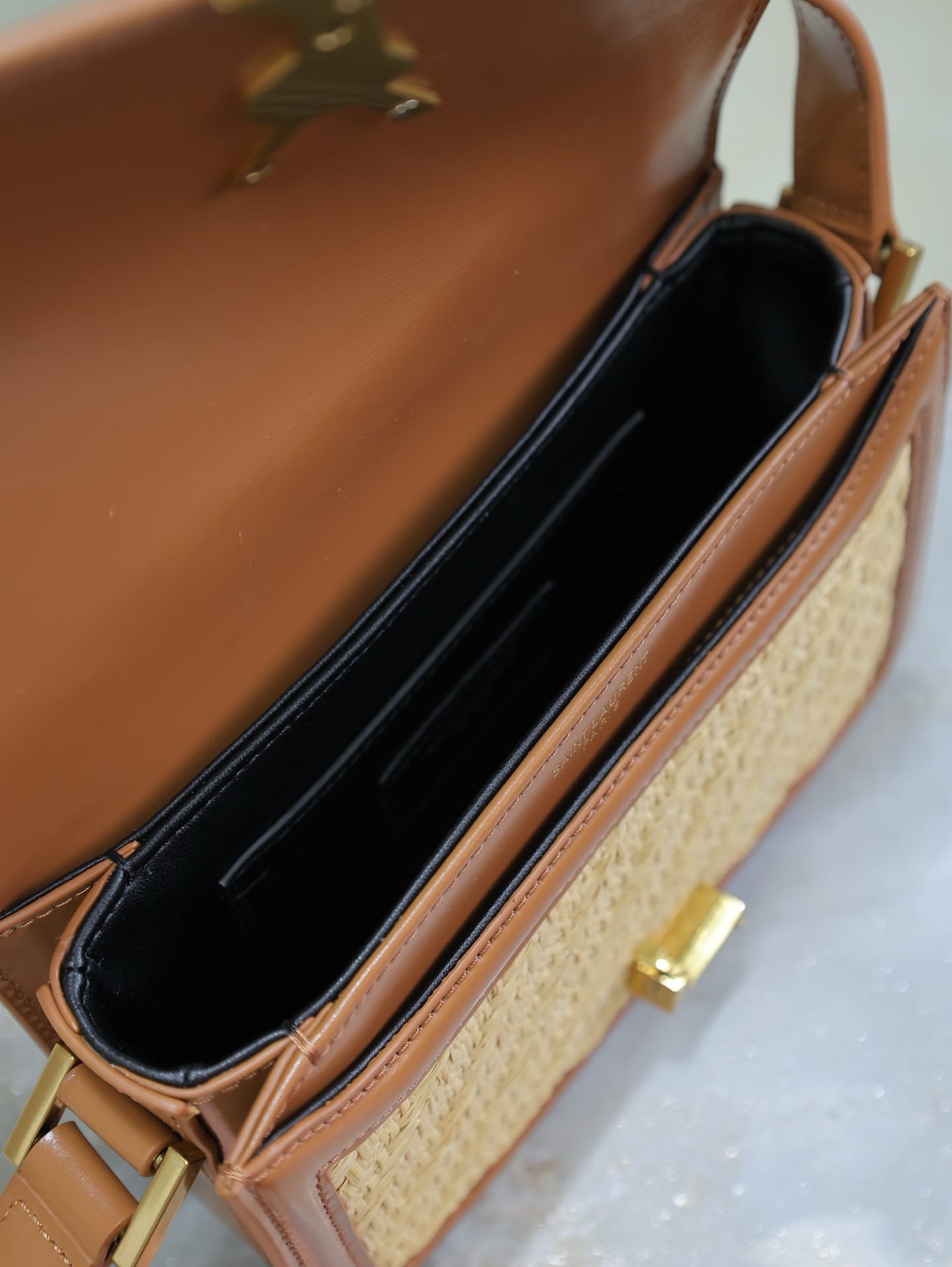 Solferino Box Saint Laurent 634306.16