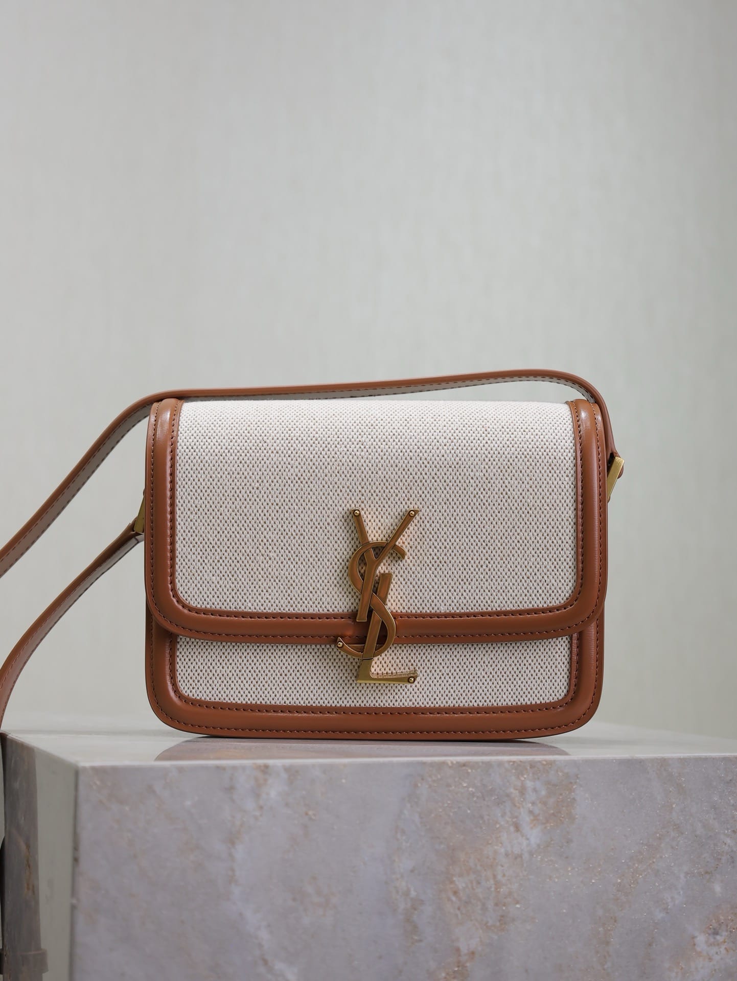 Solferino Box Saint Laurent 634306.17