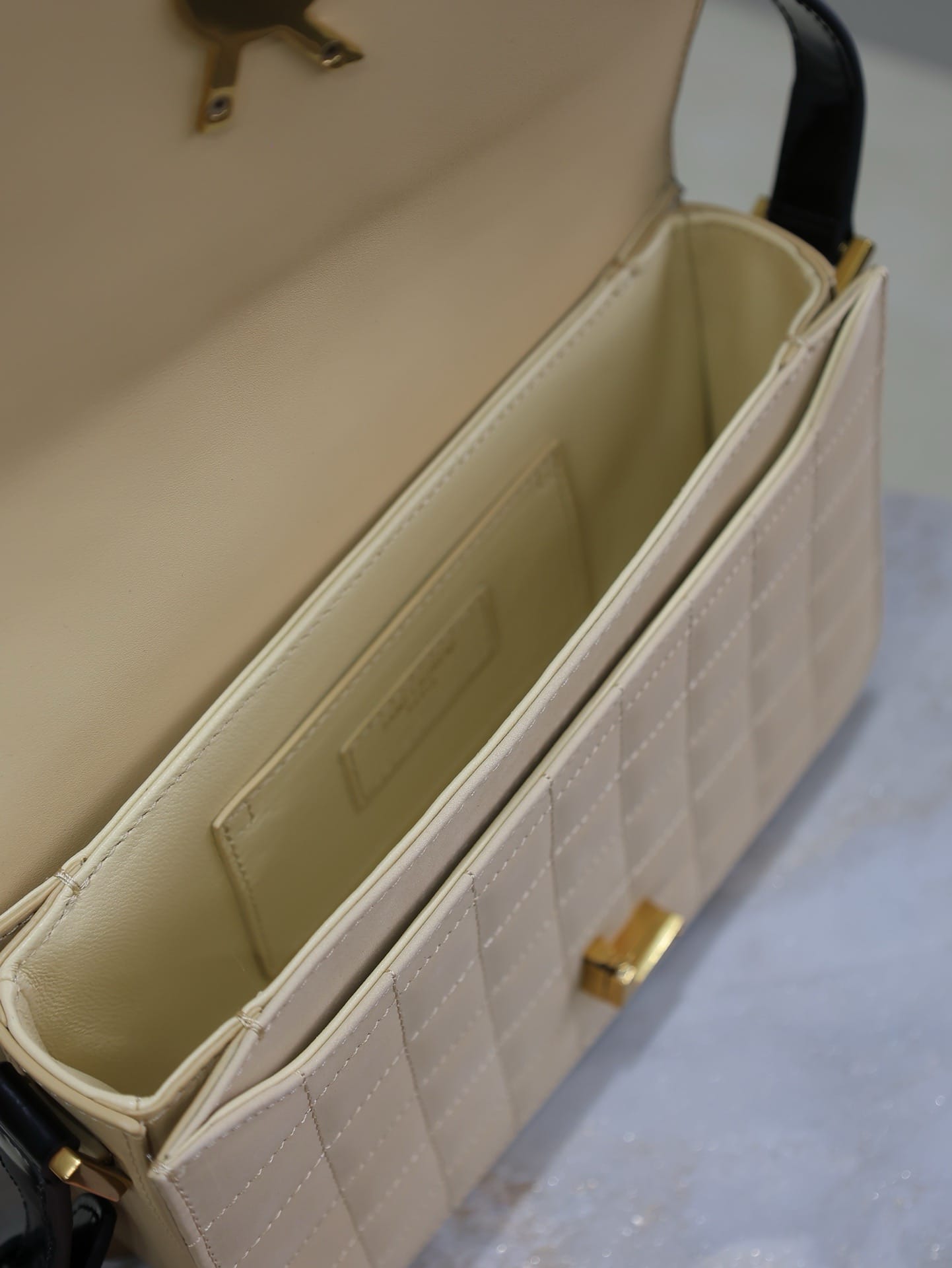 Solferino Box Saint Laurent 634305.3