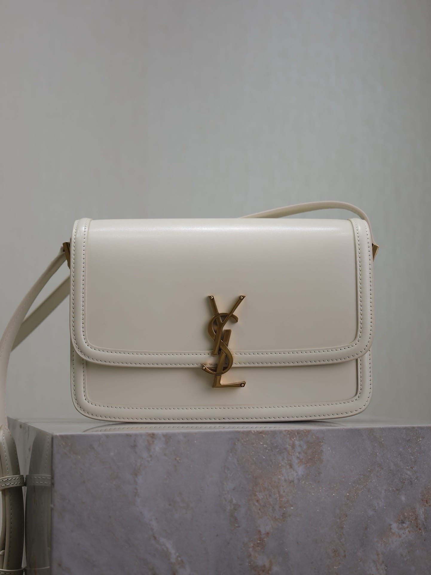 Solferino Box Saint Laurent 634305.11