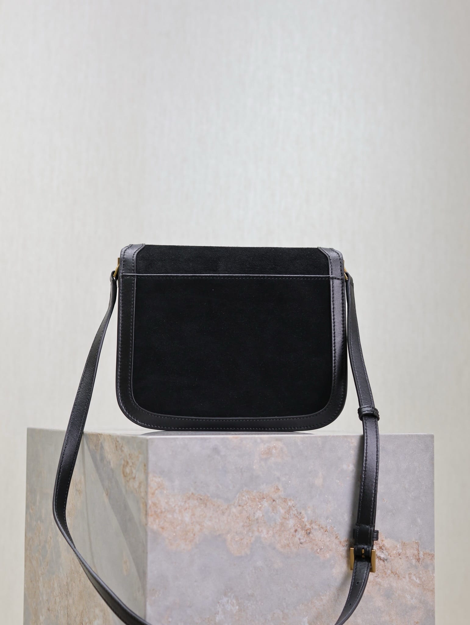 Solferino Box Saint Laurent 635025.2