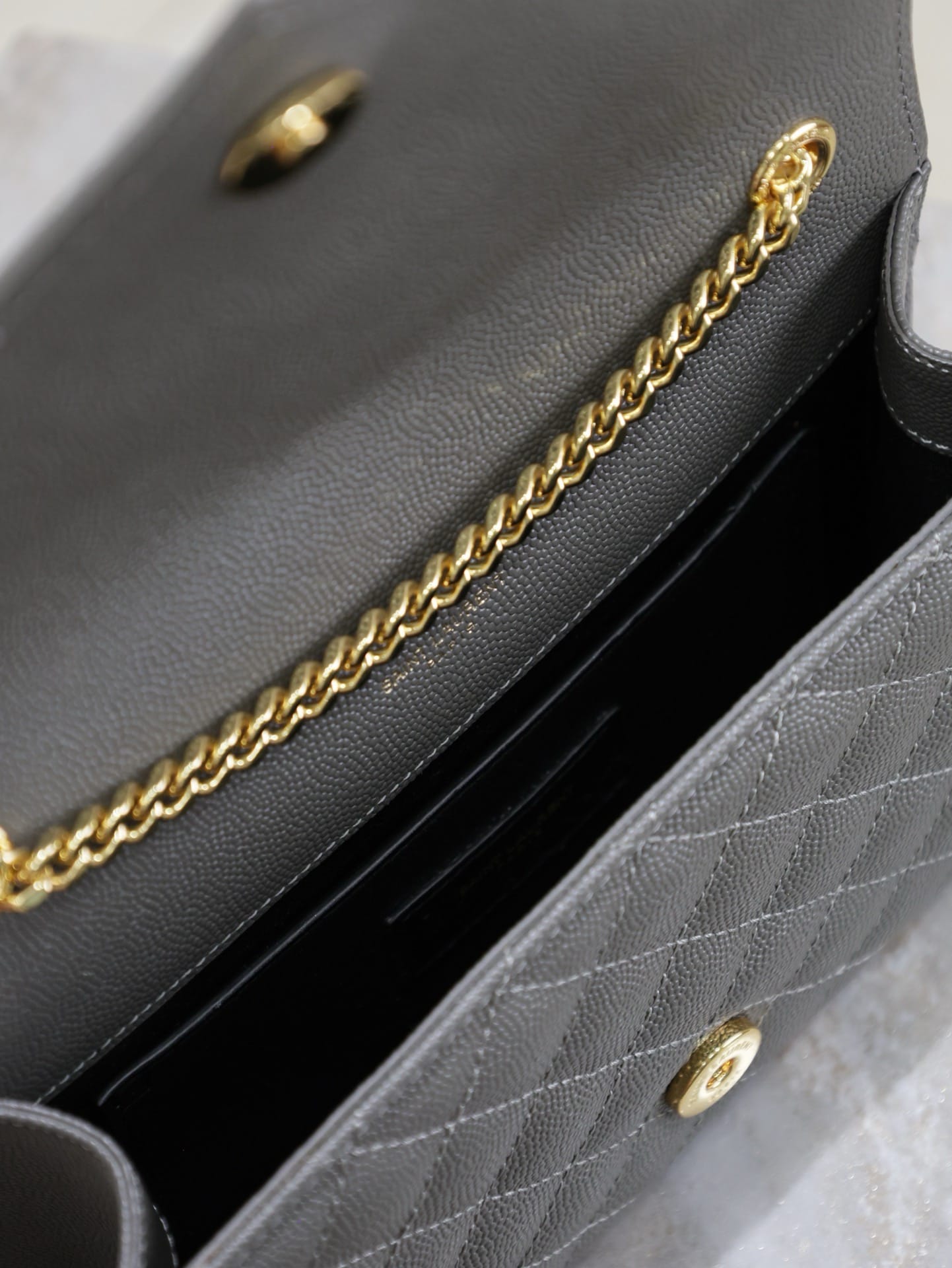 Envelope Saint Laurent 526286.2