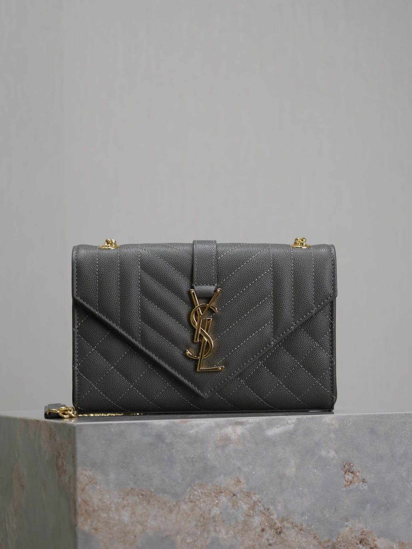 Envelope Saint Laurent 526286.2
