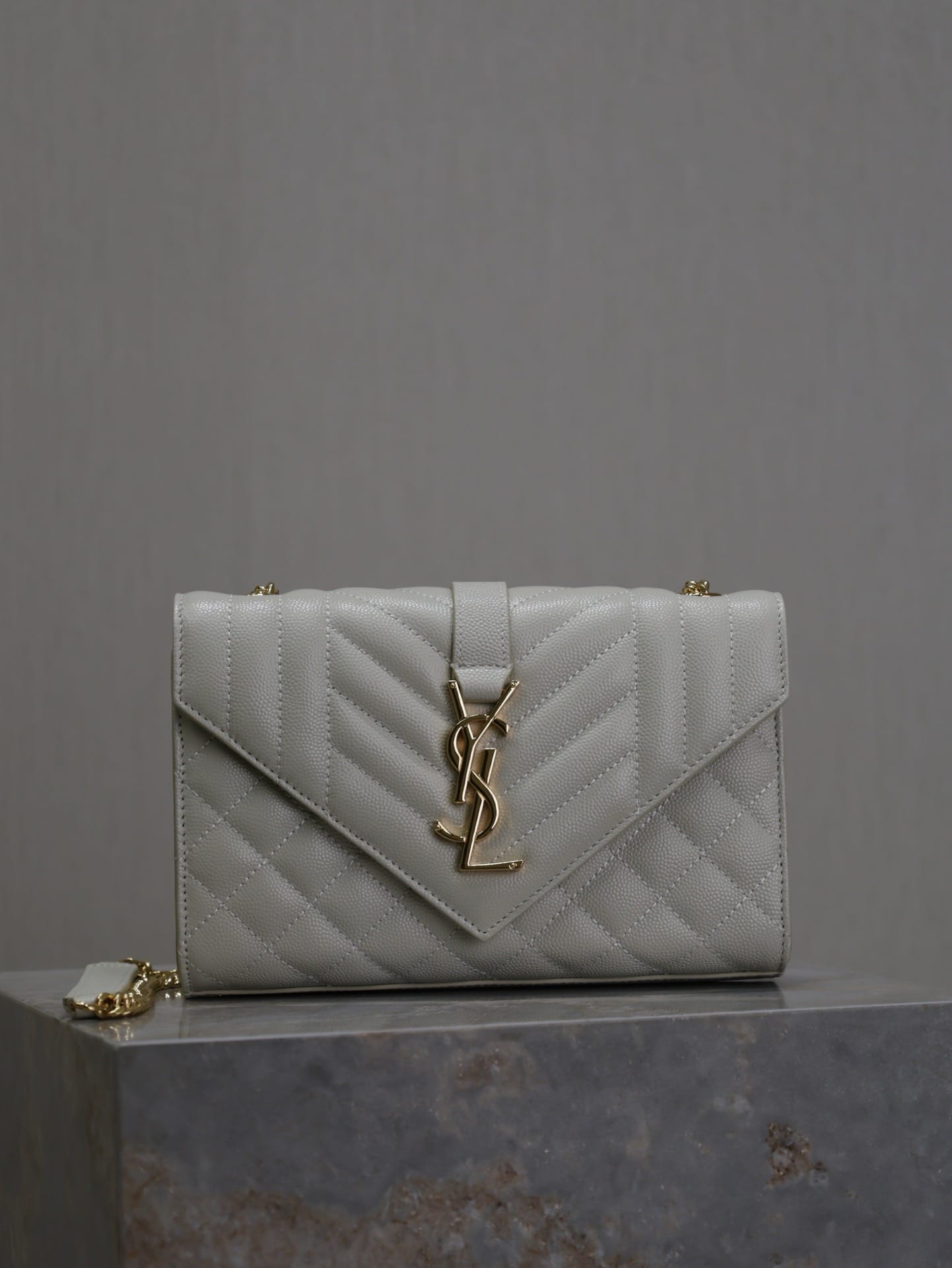 Envelope Saint Laurent 526286.9