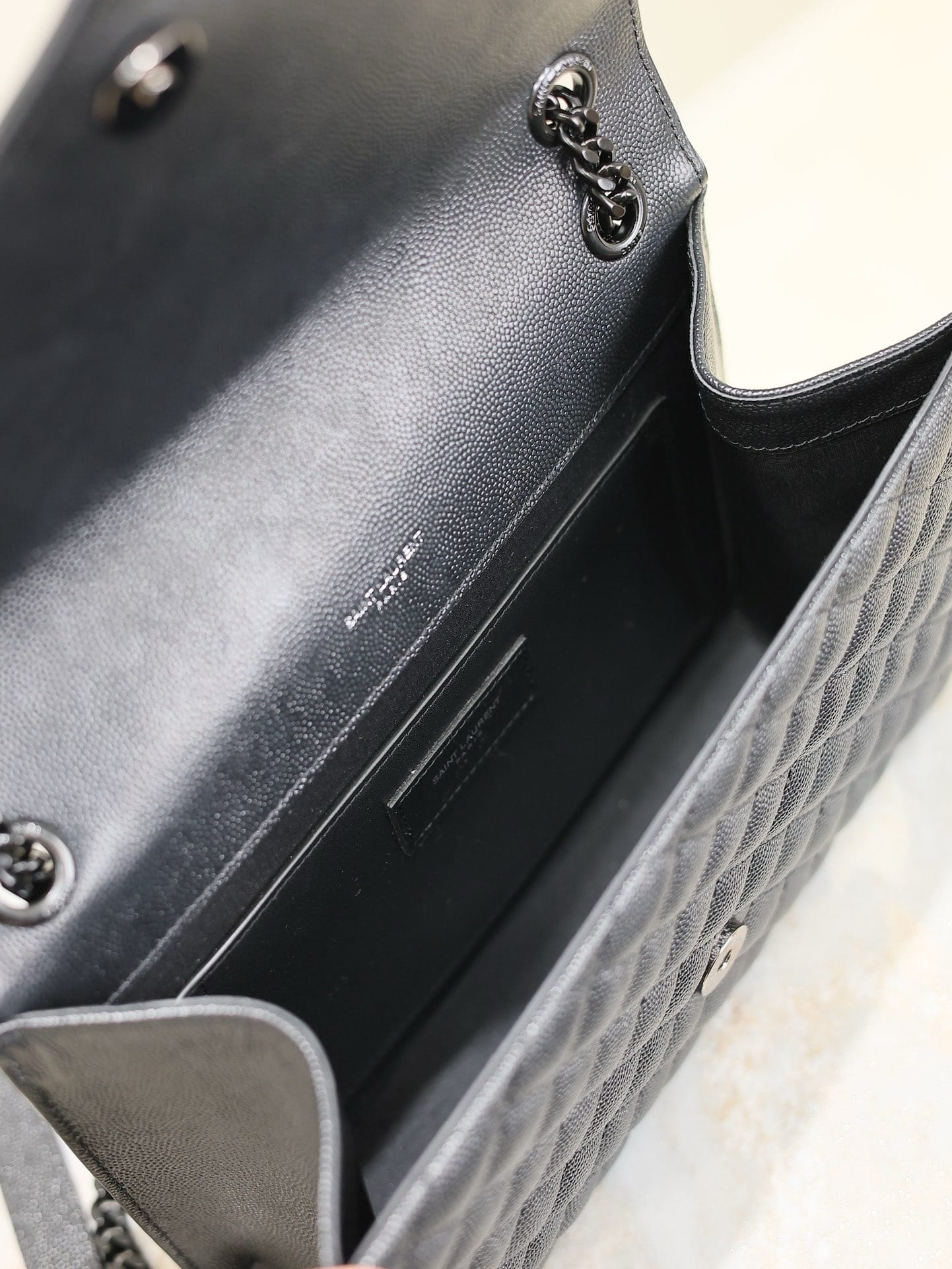 Envelope Saint Laurent 487206.19