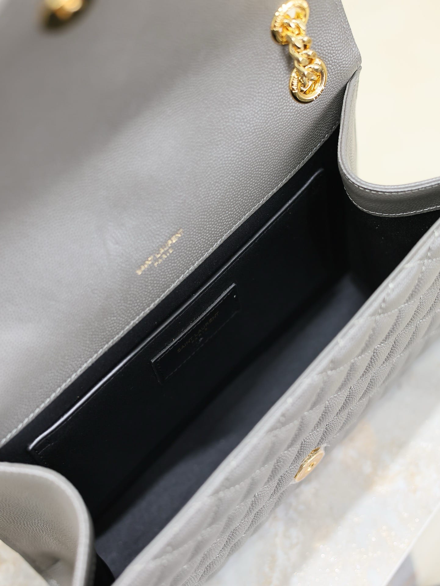 Envelope Saint Laurent 487206.15