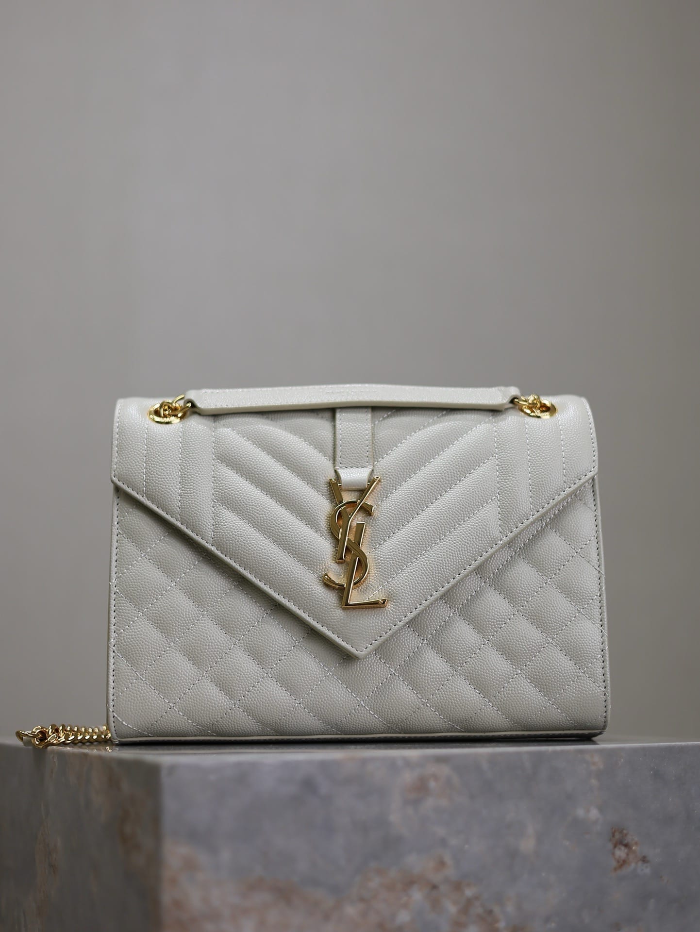Envelope Saint Laurent 487206.16