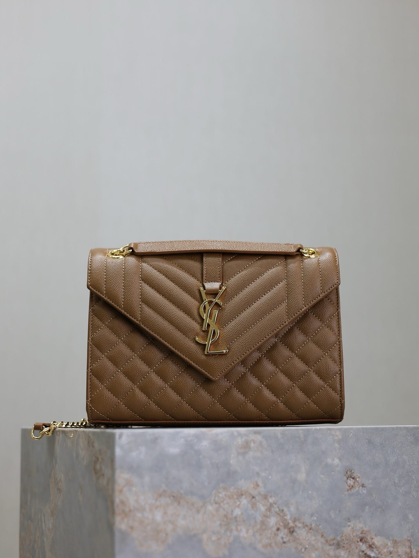 Envelope Saint Laurent 487206.17