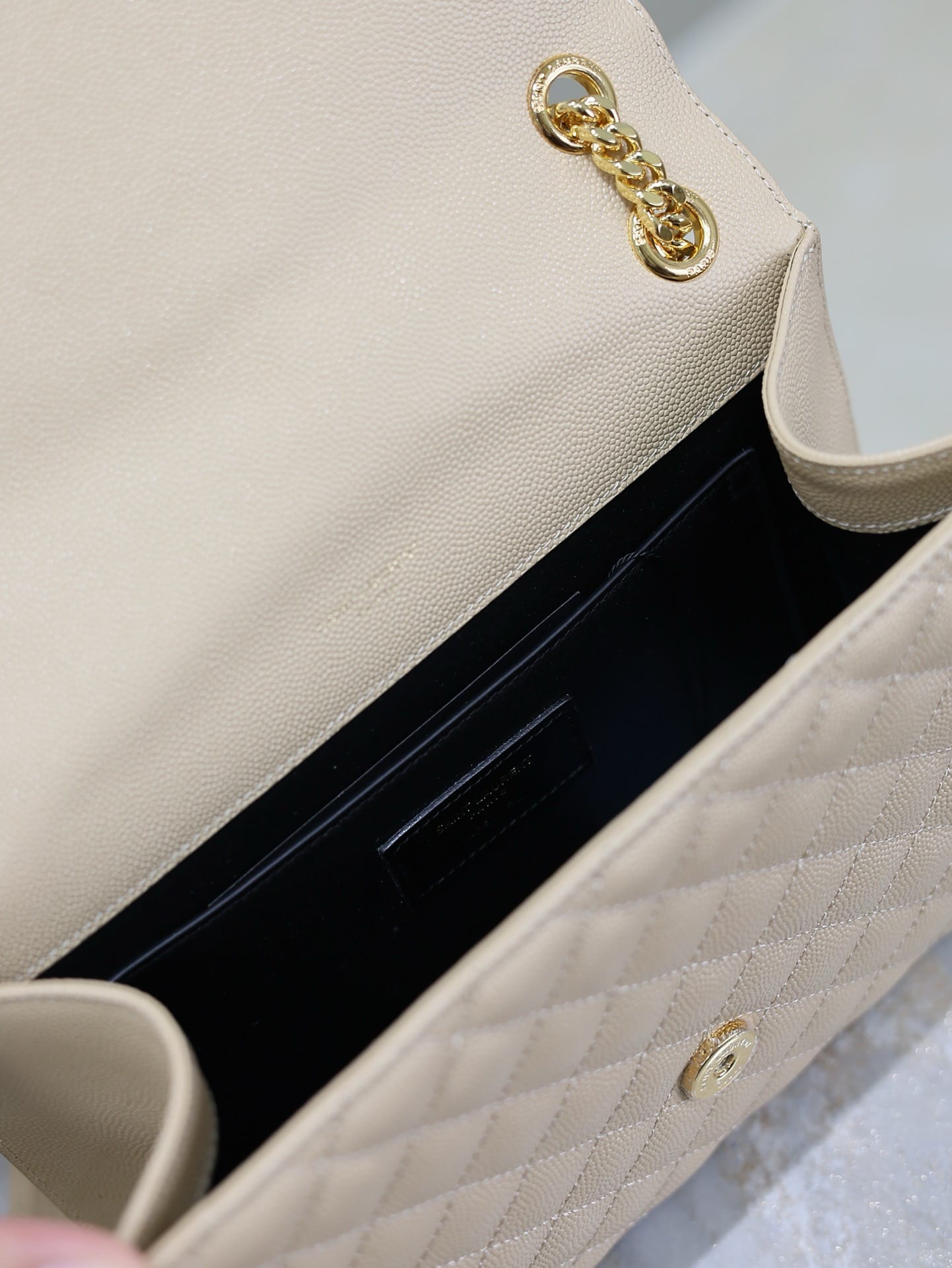 Envelope Saint Laurent 487206.18