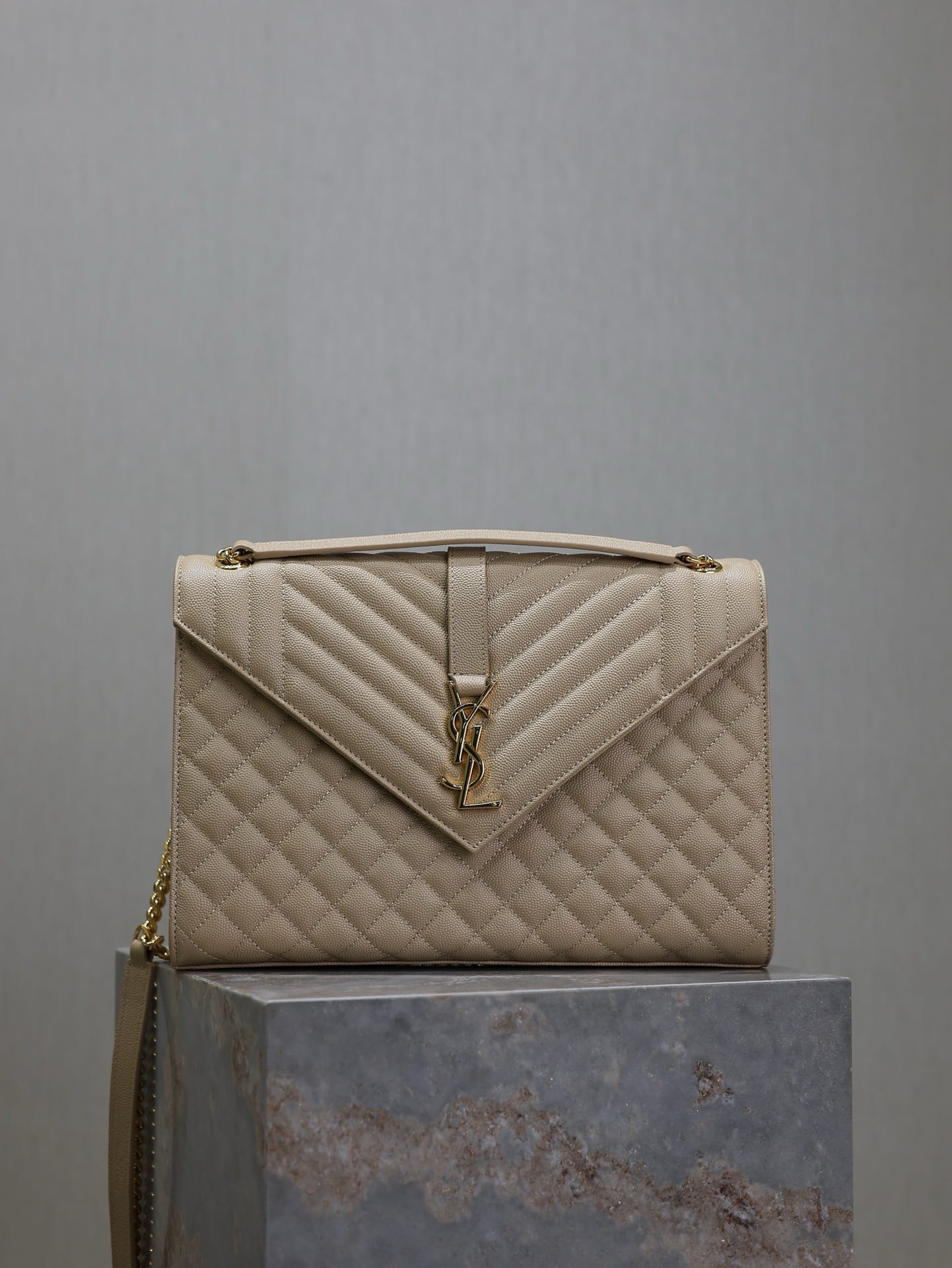 Envelope Saint Laurent 487198.1