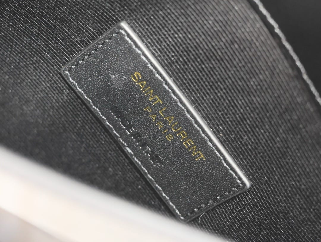 Uptown Pouch Saint Laurent 565739.3